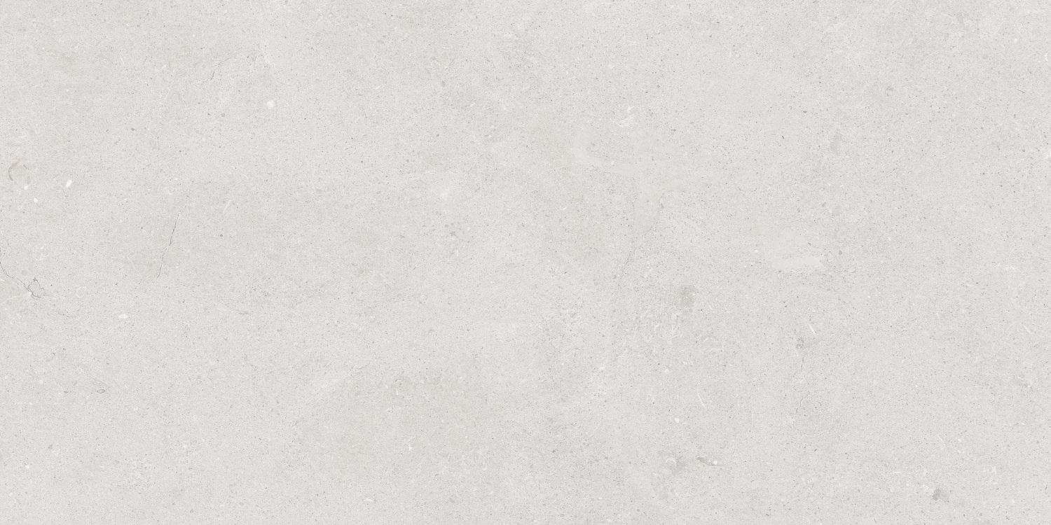 10747